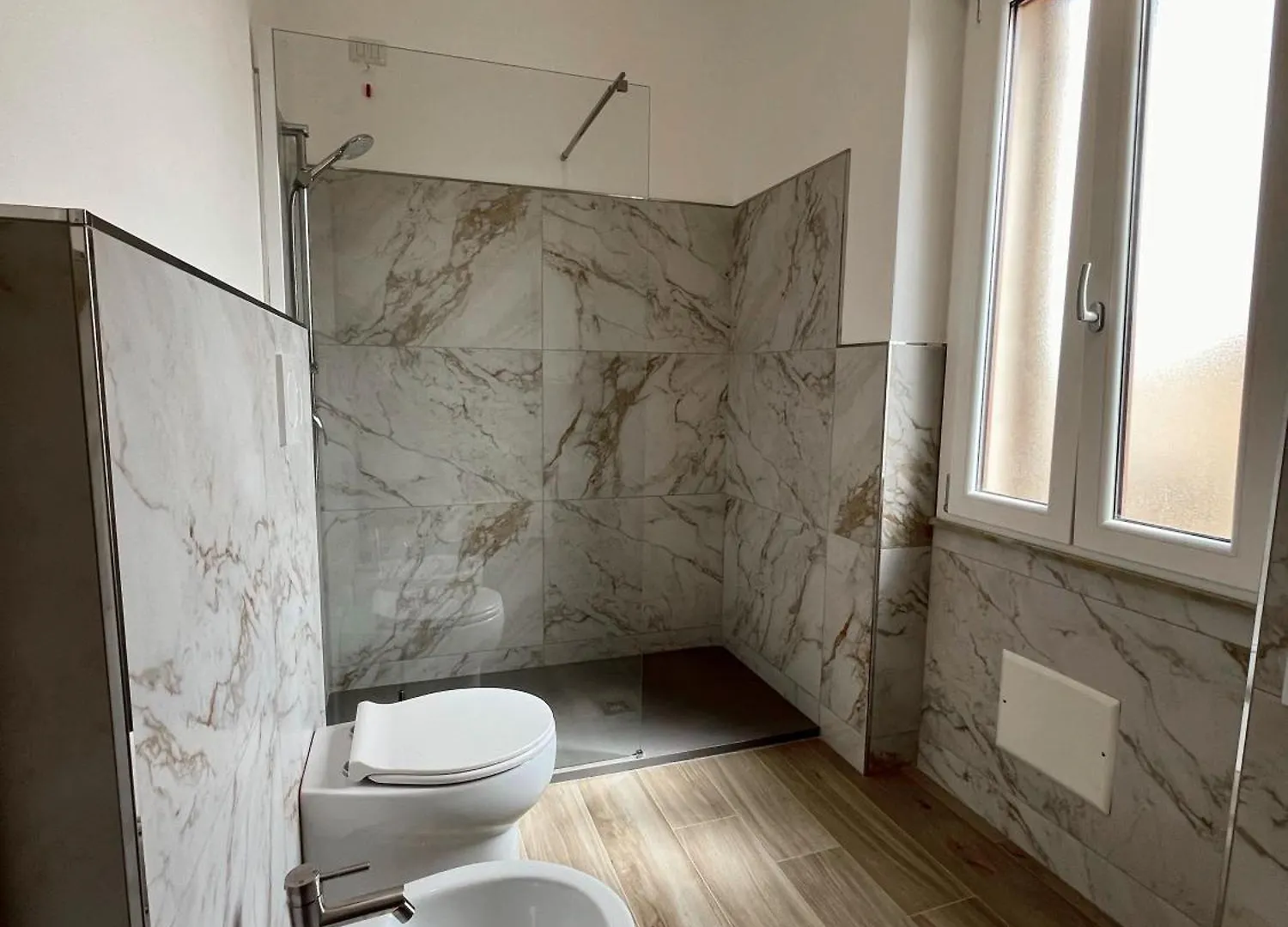 The Crown Rooms Alghero Affittacamere