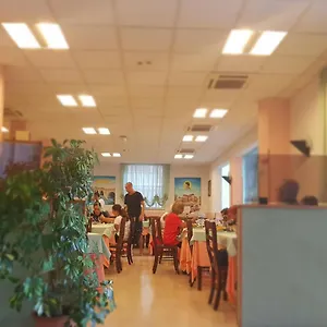 https://hotel-romantica.emilia-romagnahotels.net