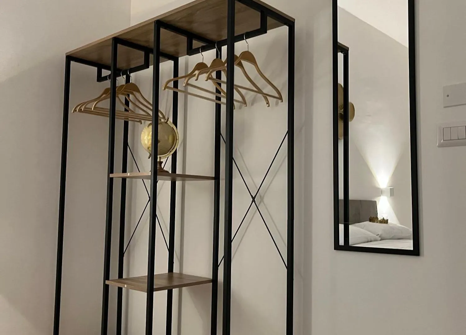 The Crown Rooms Alghero Guest house